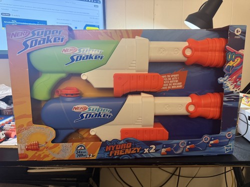 Nerf super soaker - super, hydro